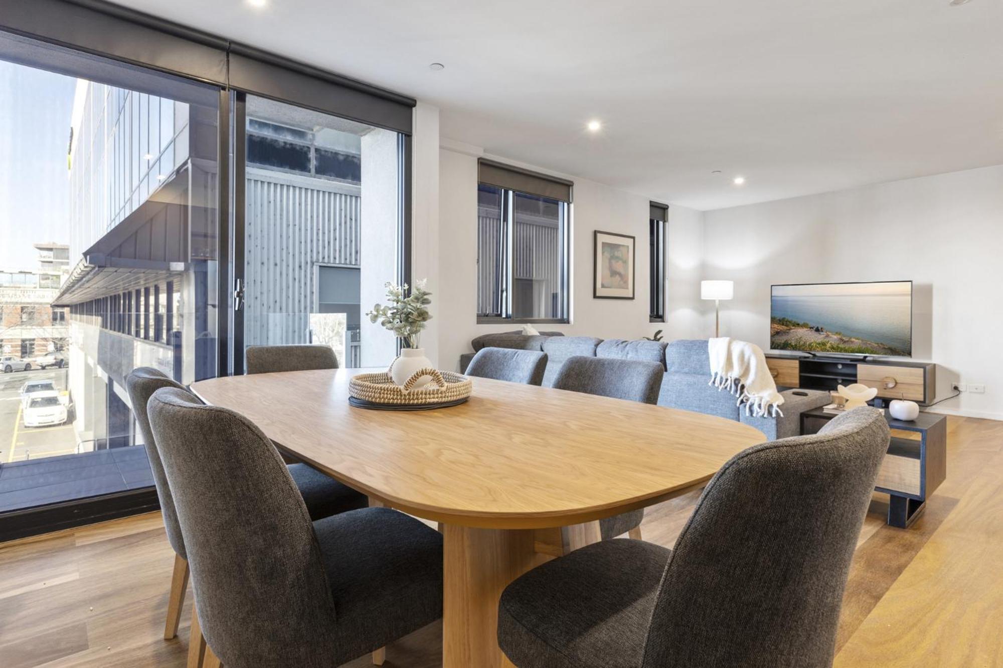 Oceanfront 2-Bed With Balcony & Study Nook Apartment Geelong Exterior photo